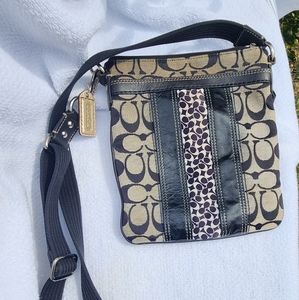 Coach crossbody signature purse